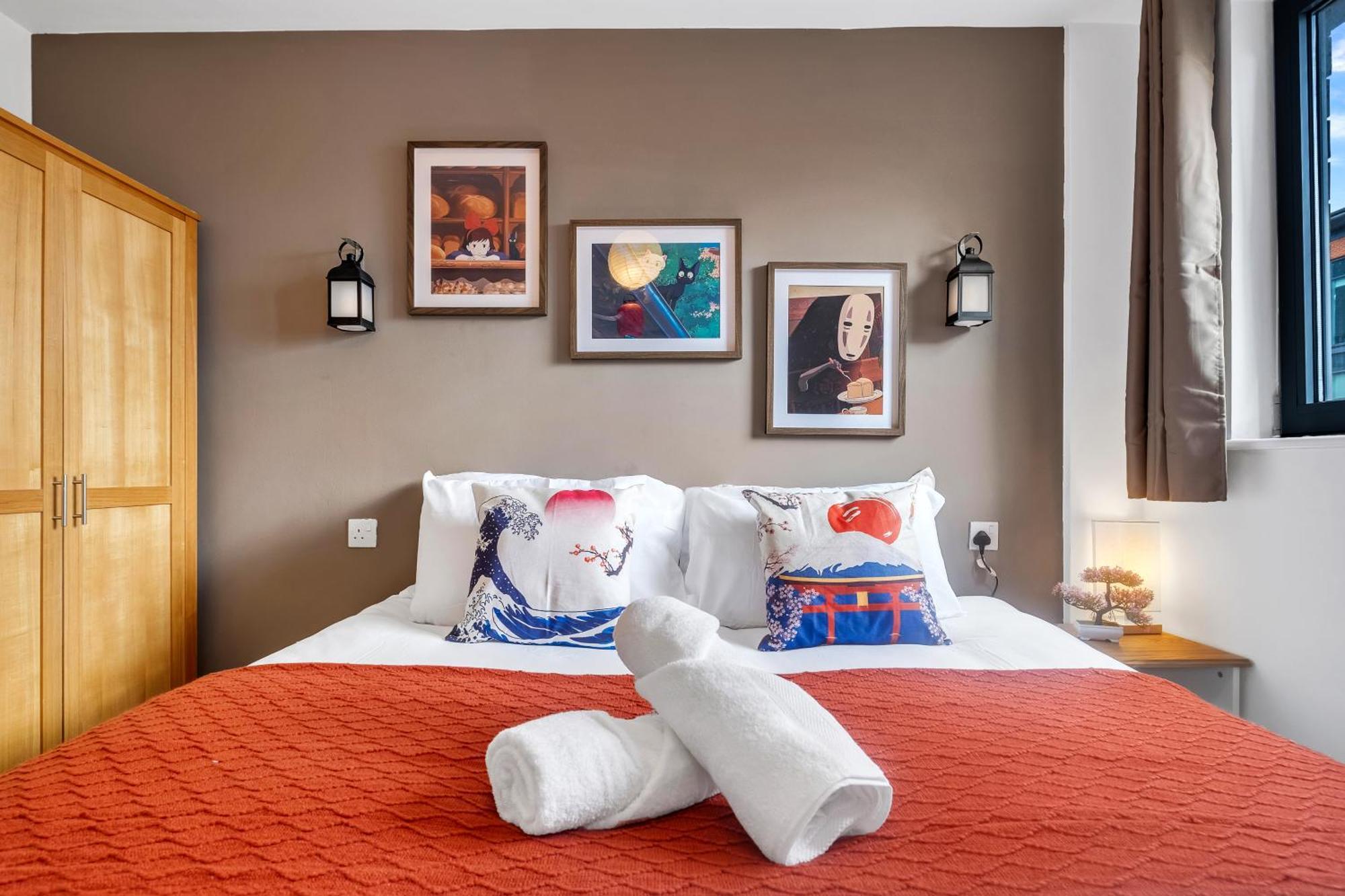 Anime Suite - Central And Free Parking With Netflix Birmingham Dış mekan fotoğraf