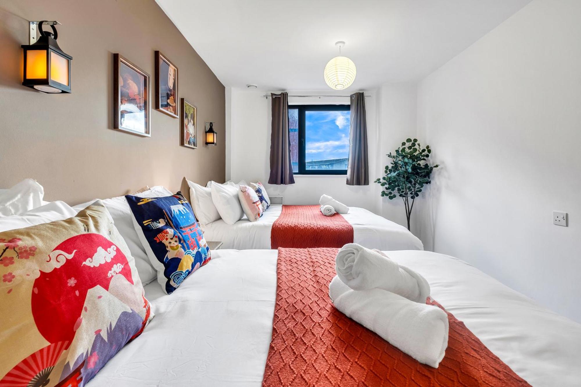Anime Suite - Central And Free Parking With Netflix Birmingham Dış mekan fotoğraf